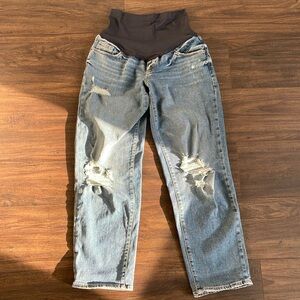 MATERNITY JEANS • OLD NAVY FULL PANEL OG DISTRESSED LOOSE